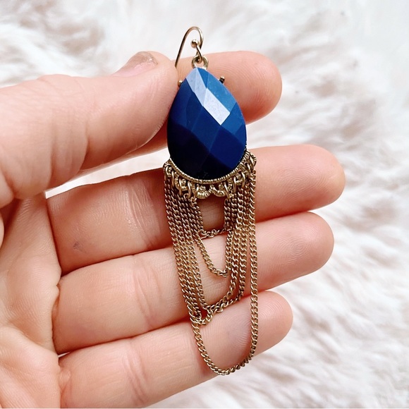 COPY - EUC Statement Fringe Chain Earrings 3” Length - Easy Costume Jewelry Roy… - Picture 3 of 4